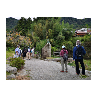 釣りをする少年像（坊ちゃん像）